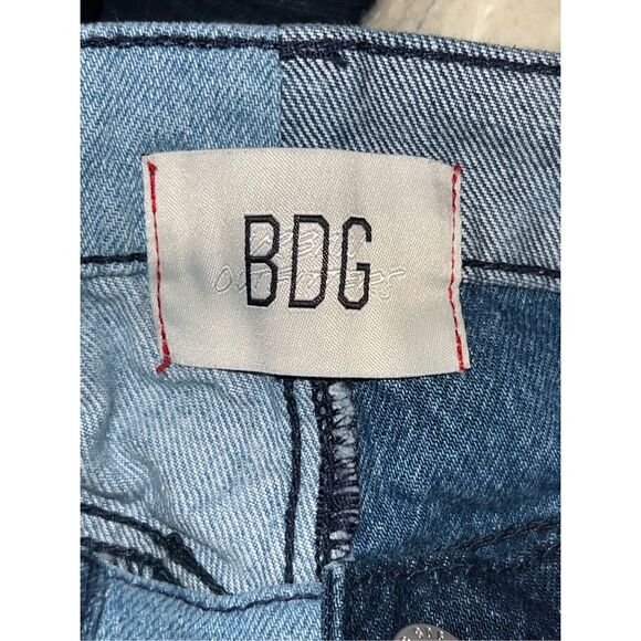 BDG High-Waisted Baggy Jean - Patched Size 25 #35 - Picture 4 of 9